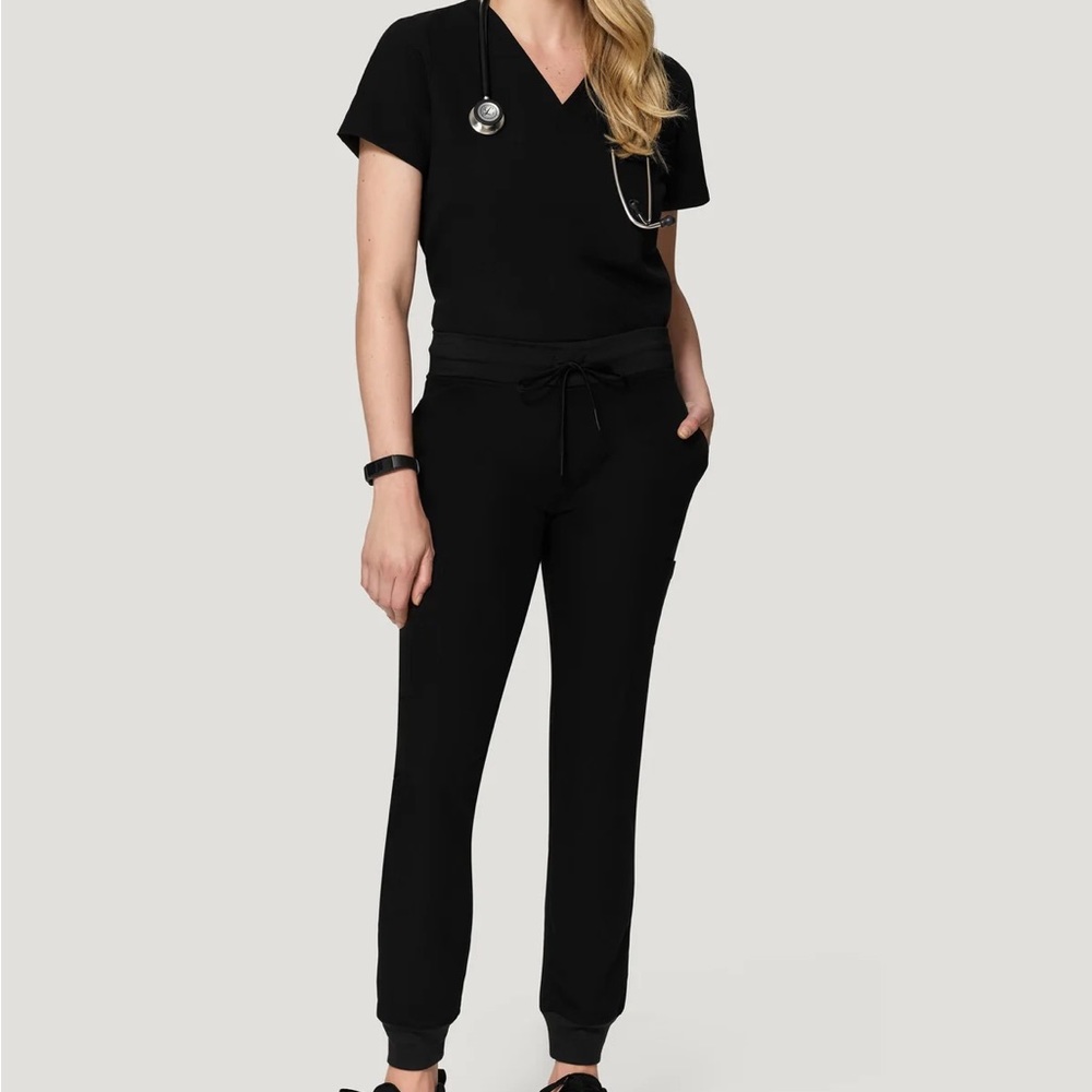 Mandala Medium Tall Scrub Set Black